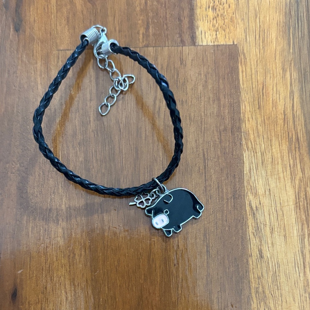 NWOT Black Braided Bracelet with Pig Charm/ 4 Leaf Clover